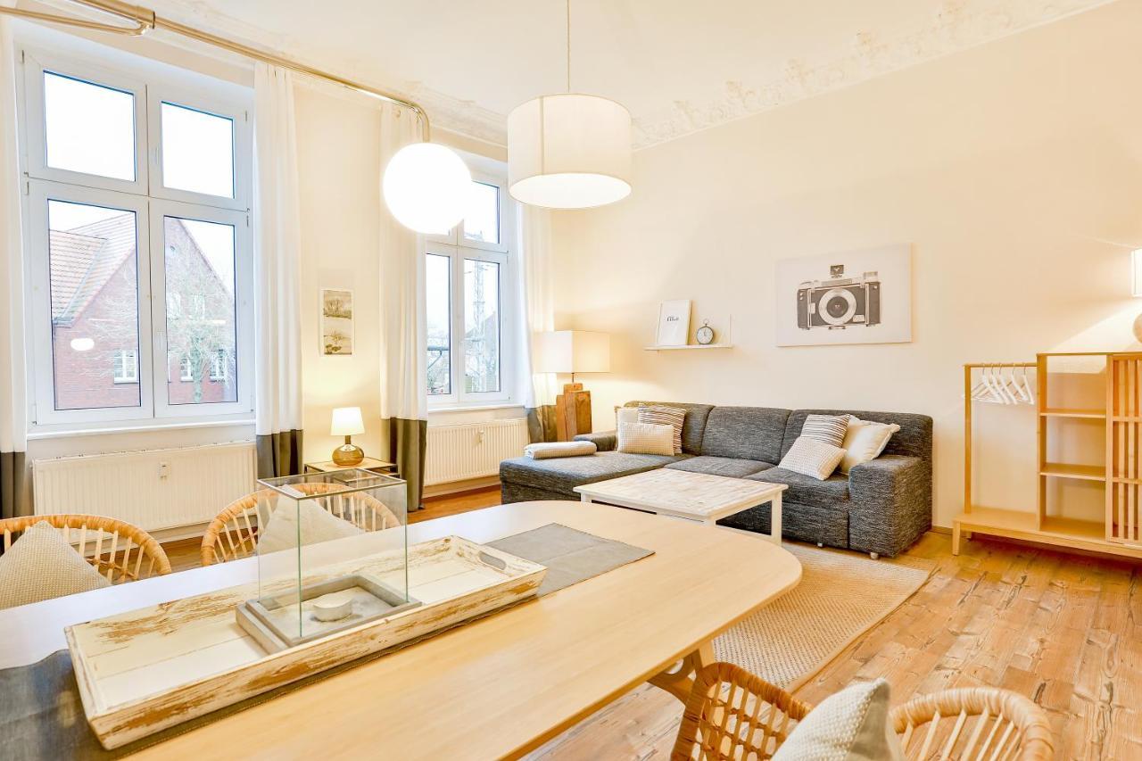 Apartments Am Bahnhof Stralsund Kültér fotó